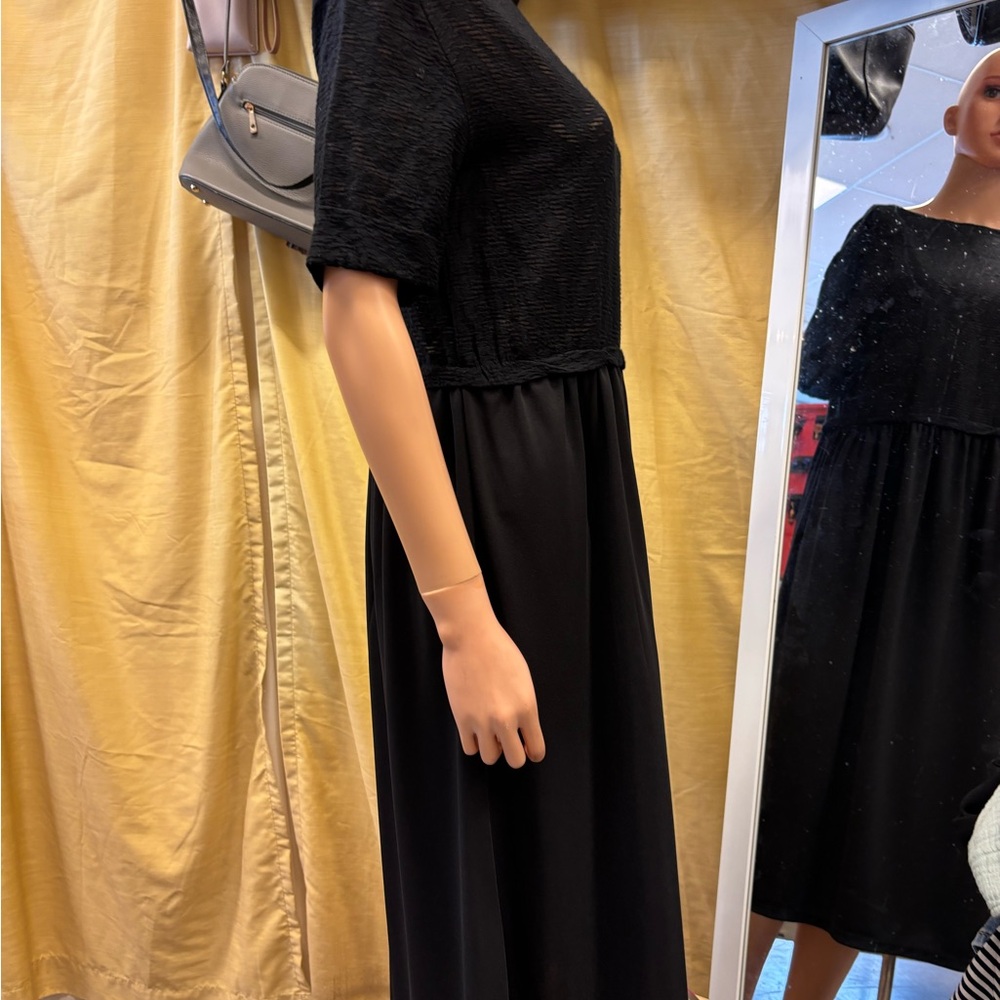 Zara Elegant‎ Black Long Sleeve Dress - Picture 4 of 6